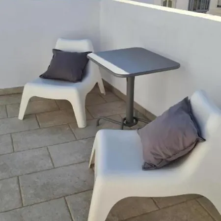 La Cruz 8 Silhouse *