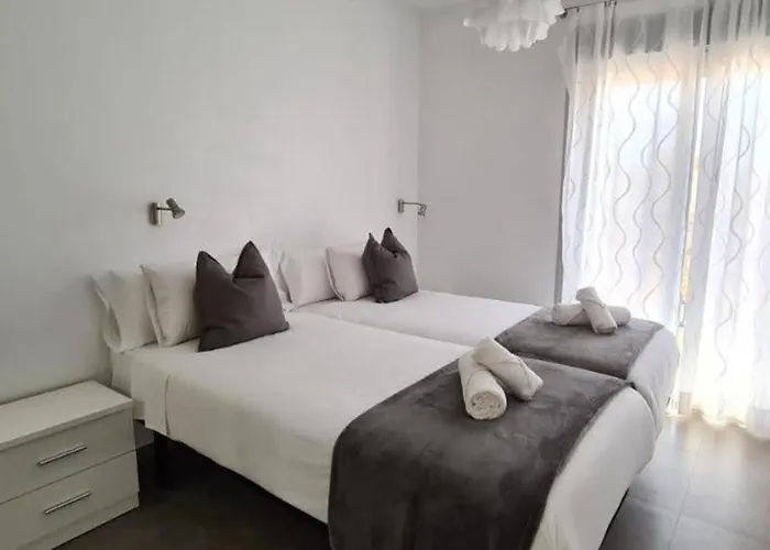 La Cruz 8 Silhouse * Нерха